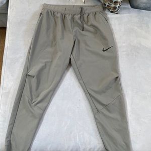 Dri Fit Nike Pro Sweatpants, Size Large, Grey